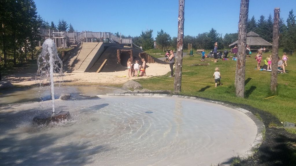 Gufunesbær, big outdoor play area in walking distance