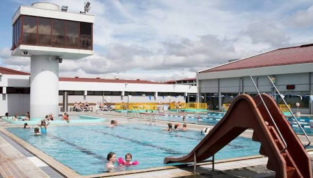 Nearest swimming pool, Breiðholtslaug, 5-7 min drive away. 