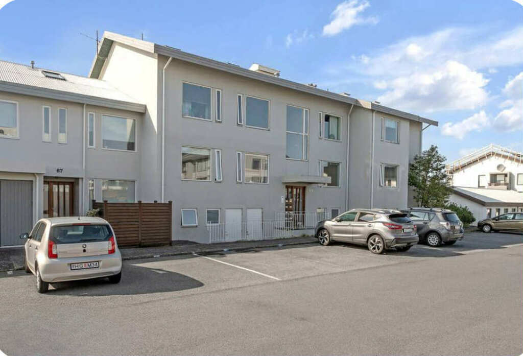 The property, we’re on the second floor. Private parking outside. 