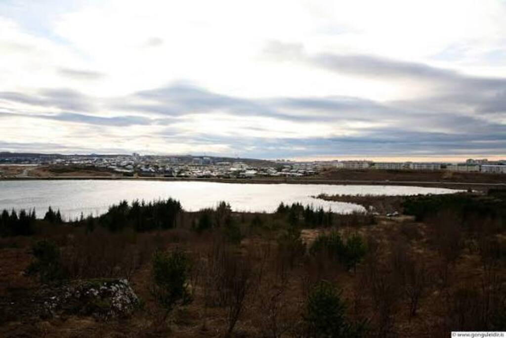 Lake Rauðavatn, 11 min drive away. 