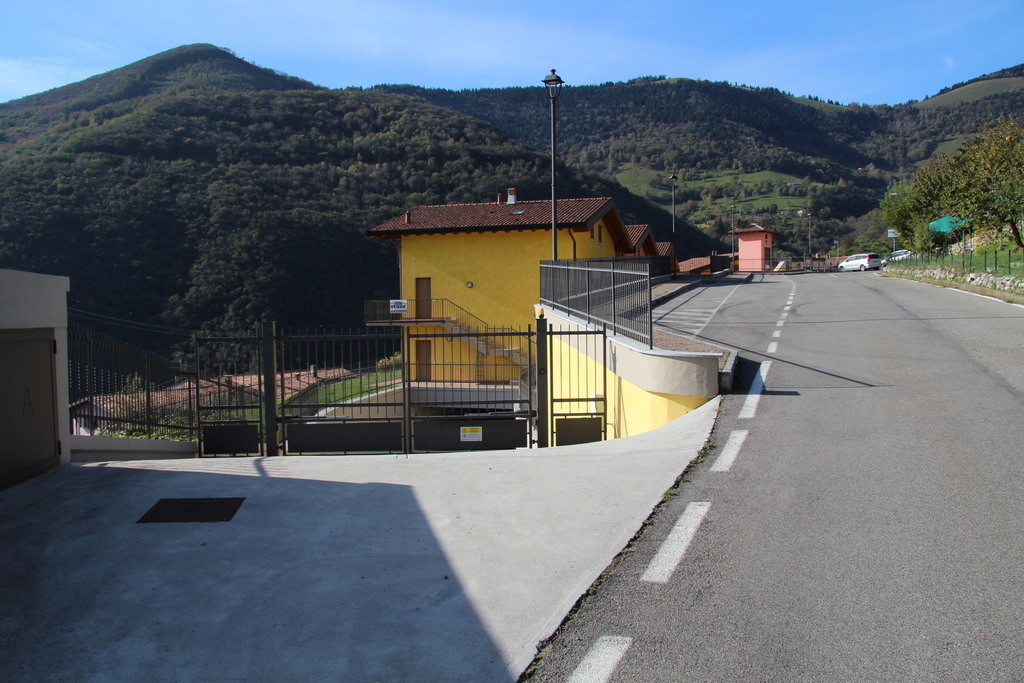 streetview, with entrance to the garage