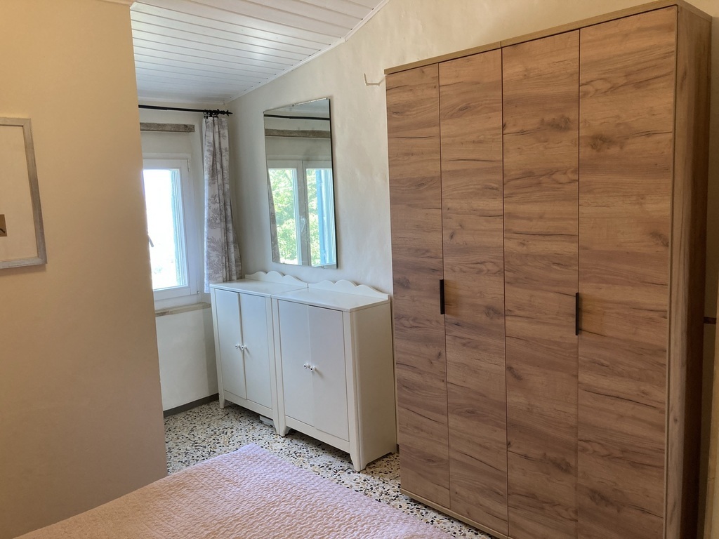 From the bedroom you get the small bathroom