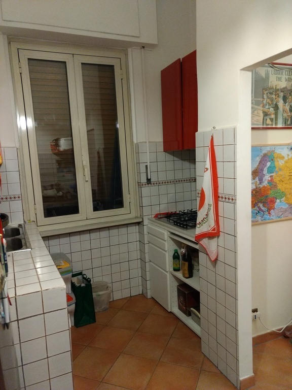 piazza QUINTO CURZIO - kitchen