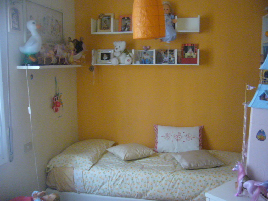 single bed room 2