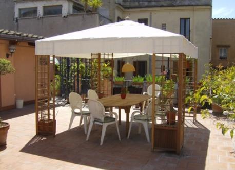 Terrazzo, veduta diurna / Terrace, day view / Terrasse, photo de jour