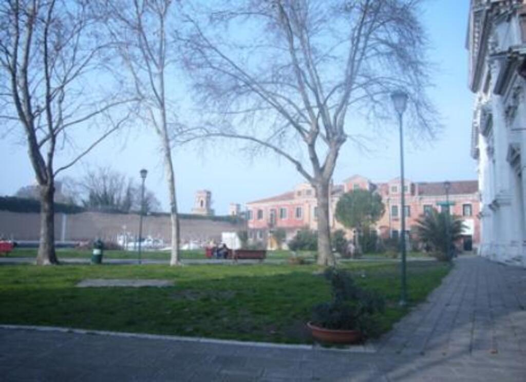 Dintorni e quartiere Castello