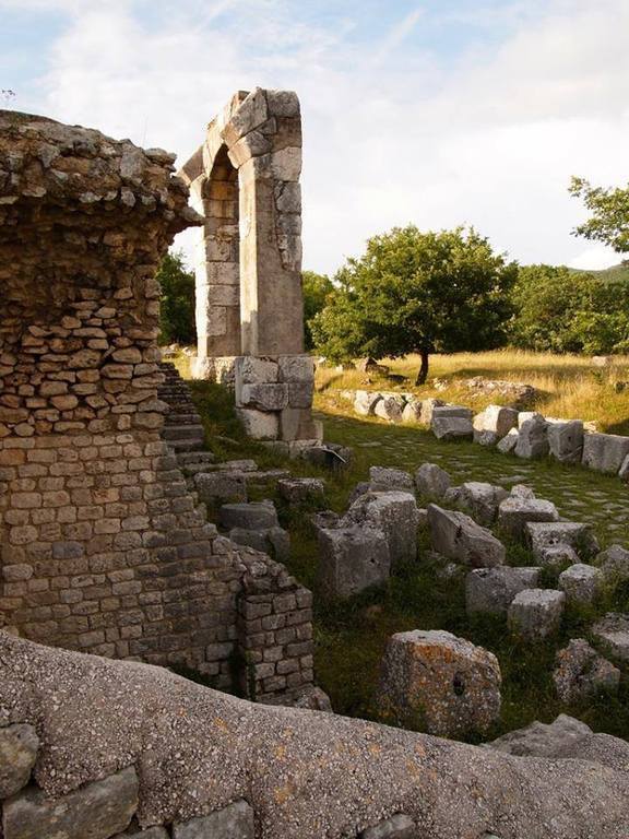 Terni - Ancient Roman site "Carsulae"