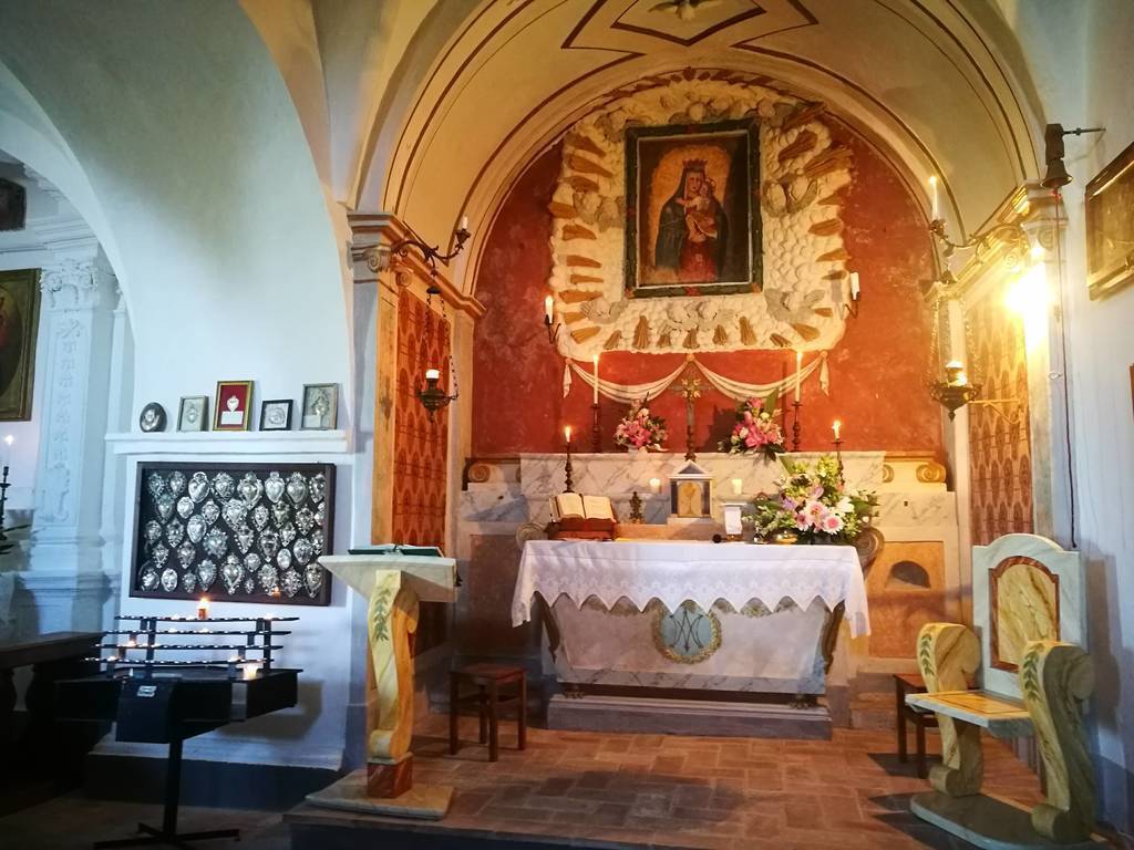 Madonna dello Scoglio church