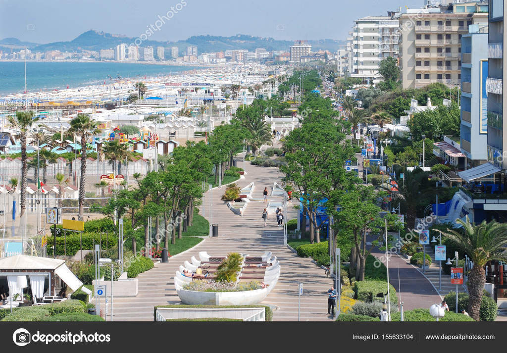 Riccione, in auto raggiungibile in 39 min (1h 15min treno)