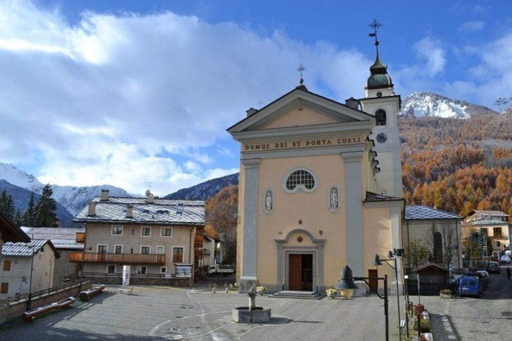 chiesa di Sant'Ippolito davanti casa