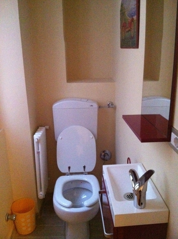 bagno interno alla camera matrimoniale