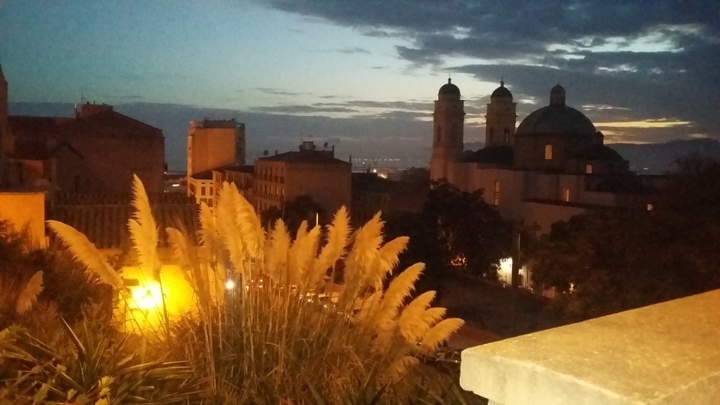 Cagliari al tramonto