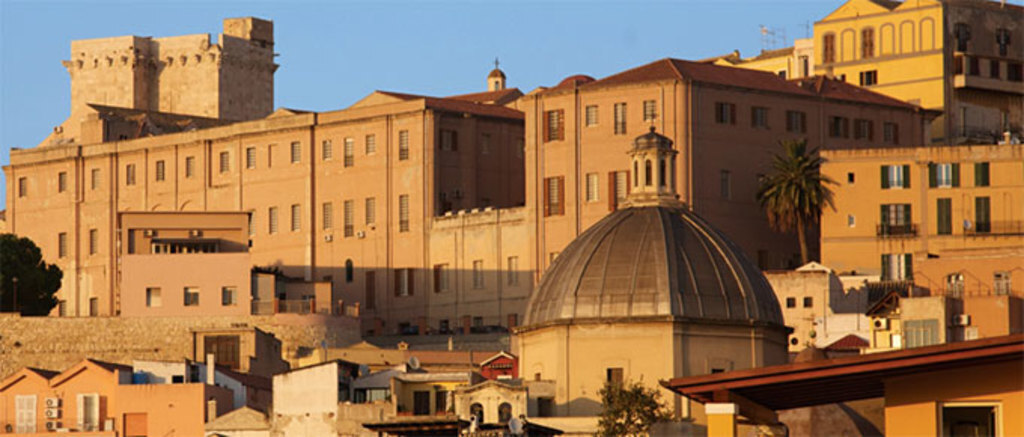 Cagliari: la città vecchia chiamata "Casteddu"