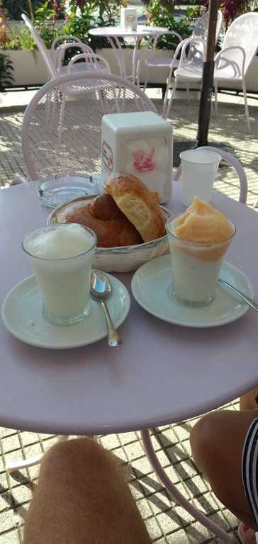 Colazione a Letojanni-Breakfast in Letojanni