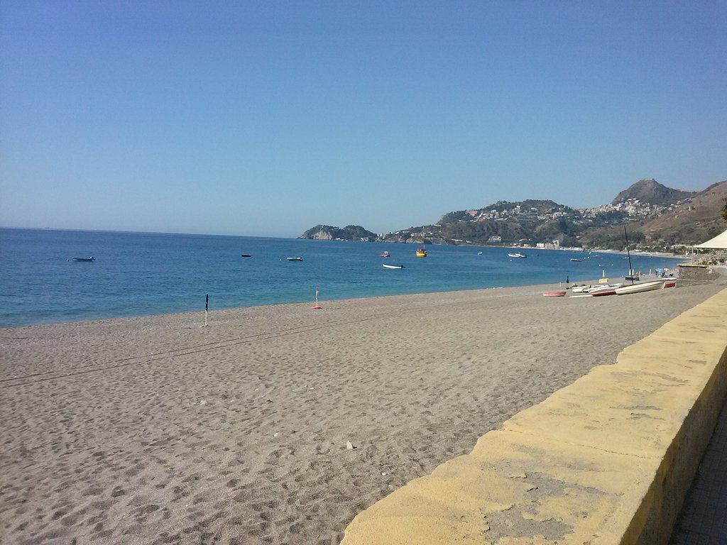 spiaggia di Letojanni--Letojanni beach