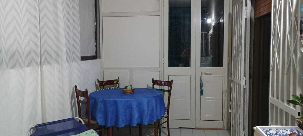 veranda con angolo pranzo