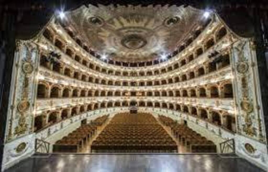 Teatro di Ferrara
