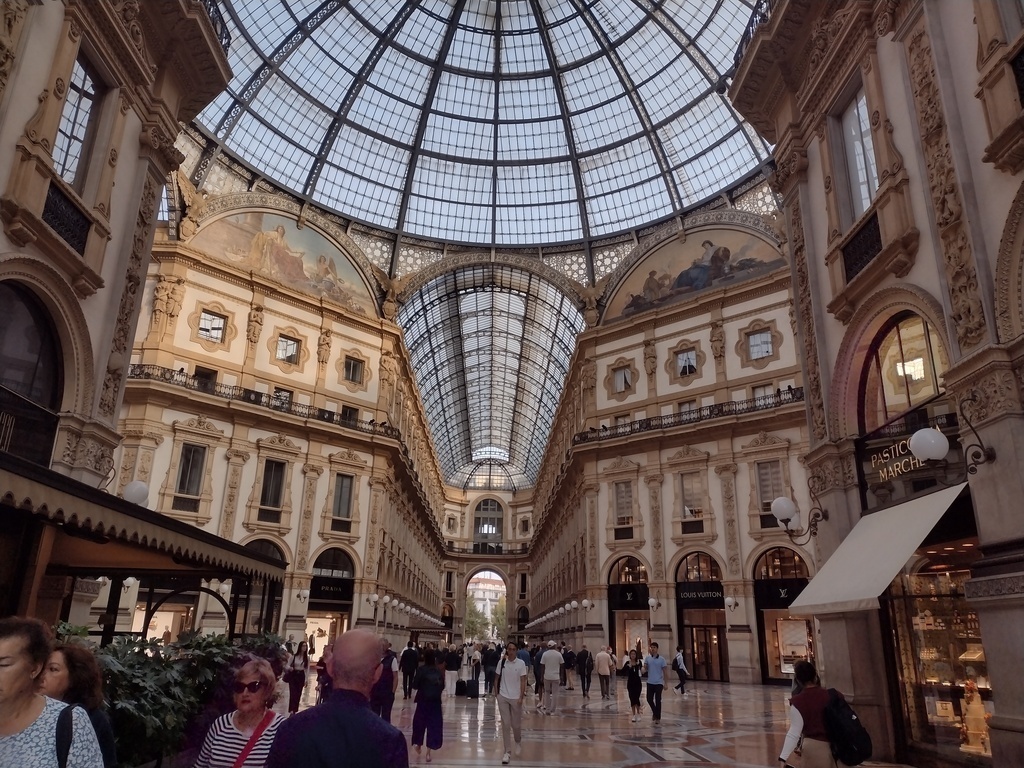 Central Milan - Galleria (Arcade)