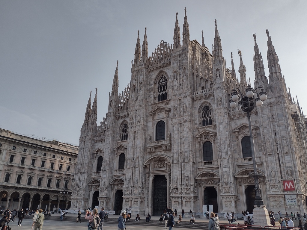 Central Milan - Duomo (Cathedral)