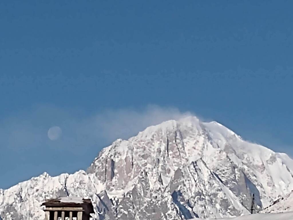 View of Monte Bianco from the balcony/windows