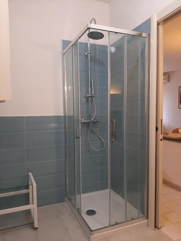 bathroom at ground floor