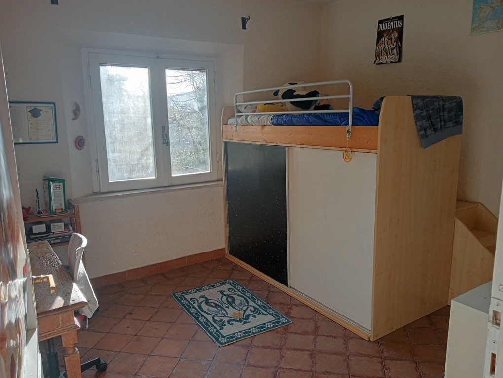 stanza da letto singola 1 primo piano- single bedroom 1 1st floor