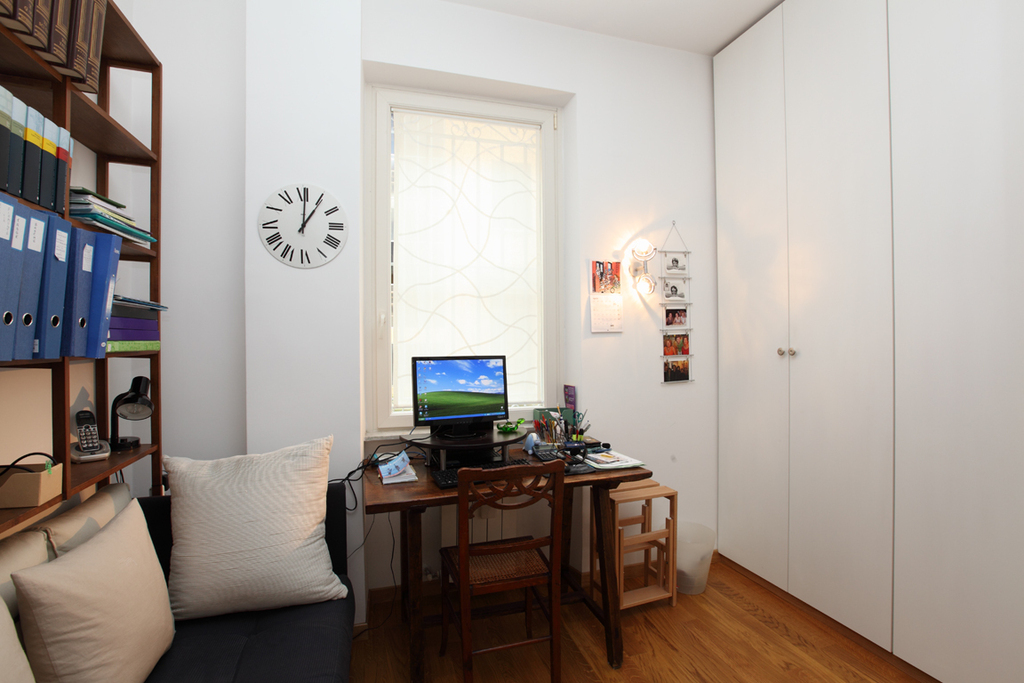 office desk with single bed