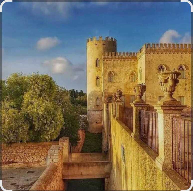 Donnafugata Castle (20 min.)