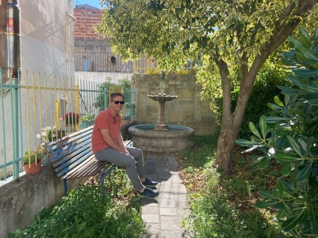Mikael in Italy's smallest park? In our village:)