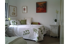 2nd bedroom with 1king single trundle=2beds