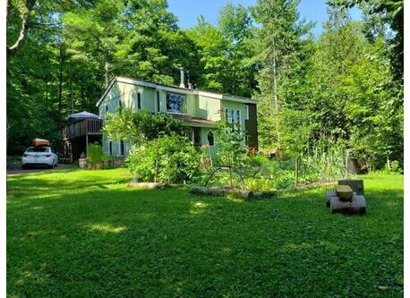 Country Home between forest and river in the National Capital region 