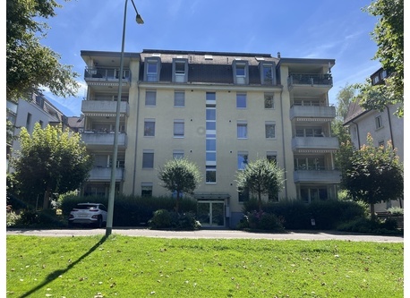 Parterrewohnung unten links/Apartment on the ground floor below left