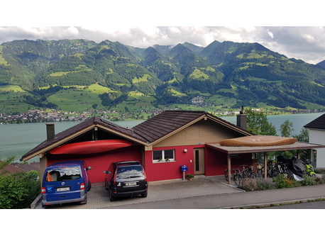 House with nice view to Lake Sarnen and Mountains