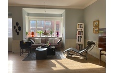 Bay window in livingroom