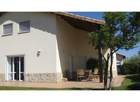 The house from the garden