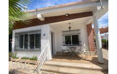 Fachada de entrada de la casa