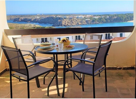 Wonderful views over the beach and bay all day, and the balcony is a perfect place to soak up the stunning panoramic views