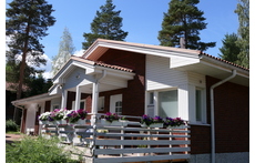 Sun shine from 4 am to 10.00 pm in july and mid august