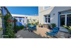 relax in the inner courtyard