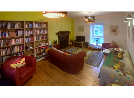 Sittingroom (Upstairs)