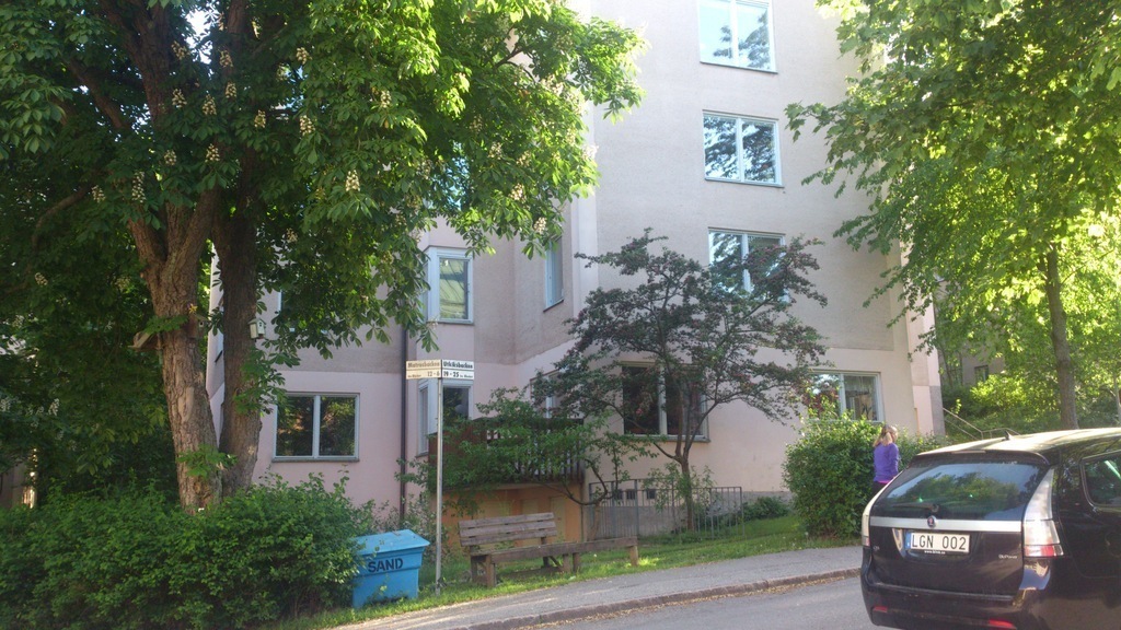 Our calm, quiet and safe house in Gröndal- the Green Valley in Stockholm.