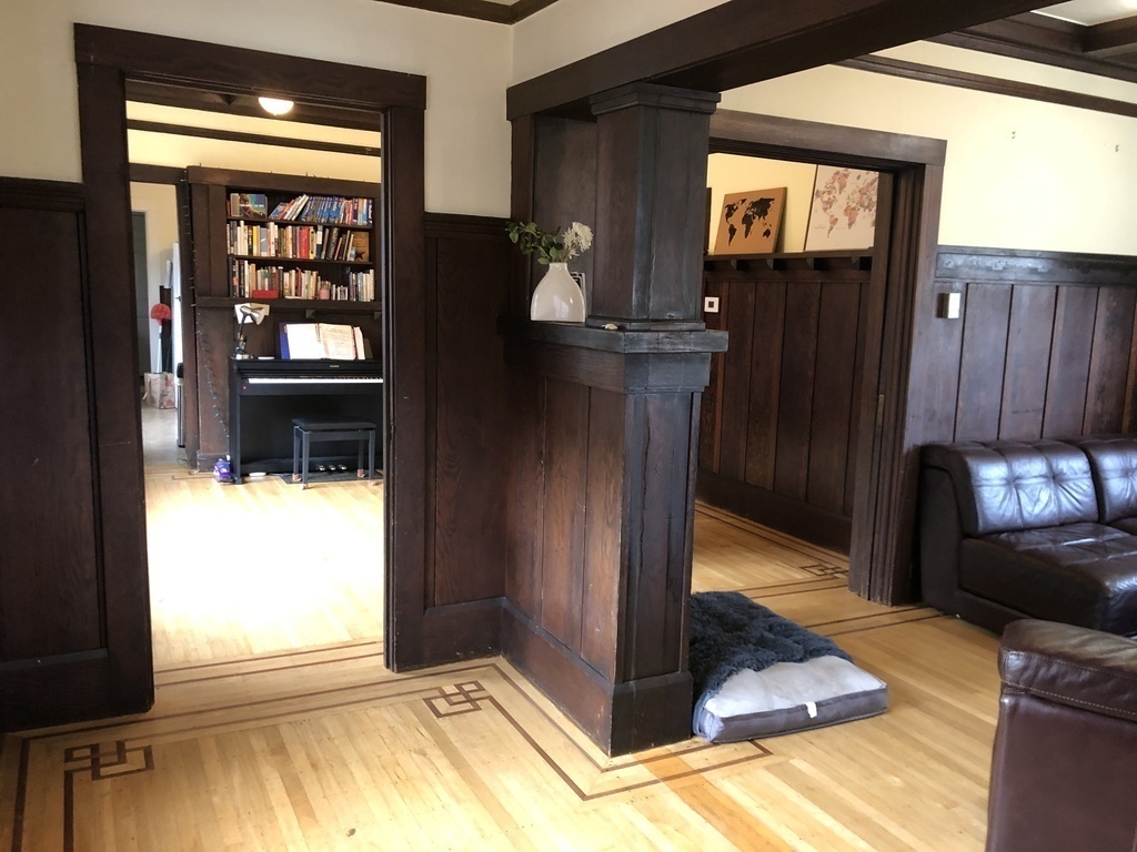 entry way, living room to right