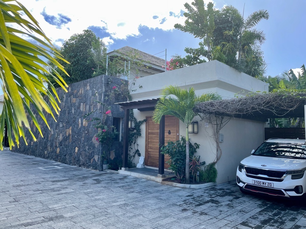 Main entrance of the villa