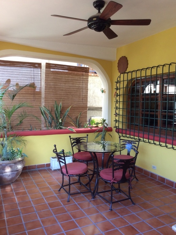 Enjoy your morning tea/coffee on the very private lower terrace.