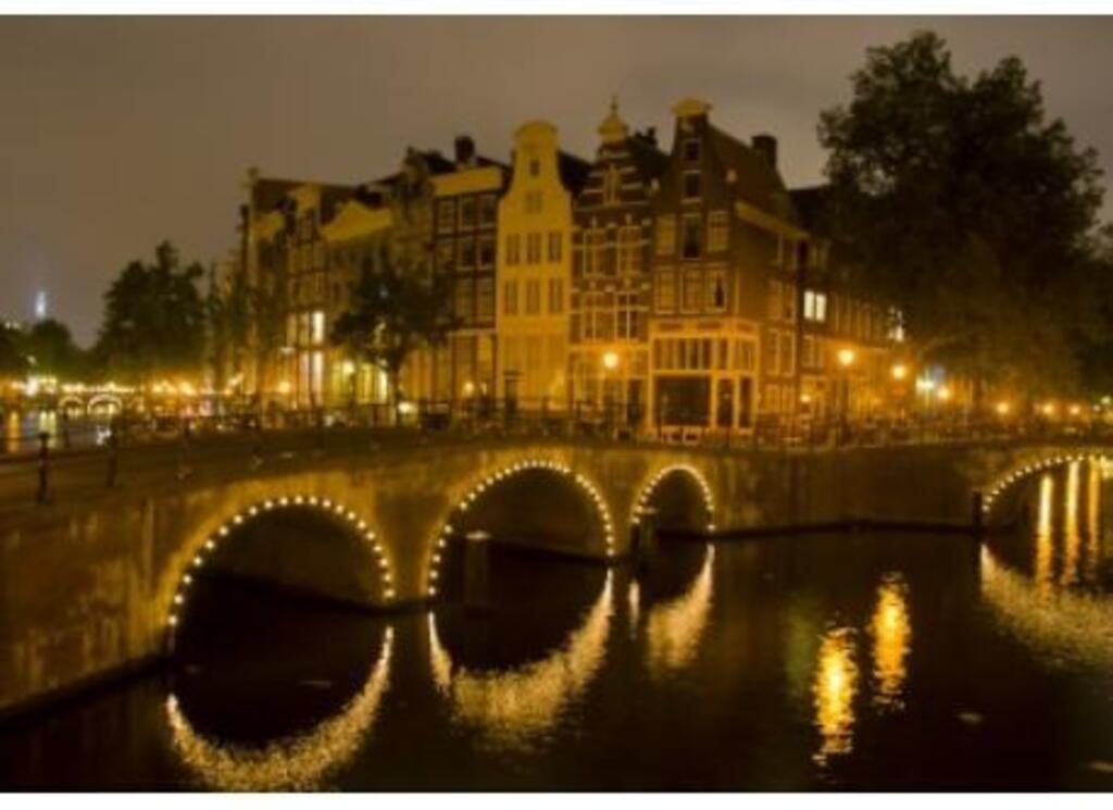 Amsterdam by night