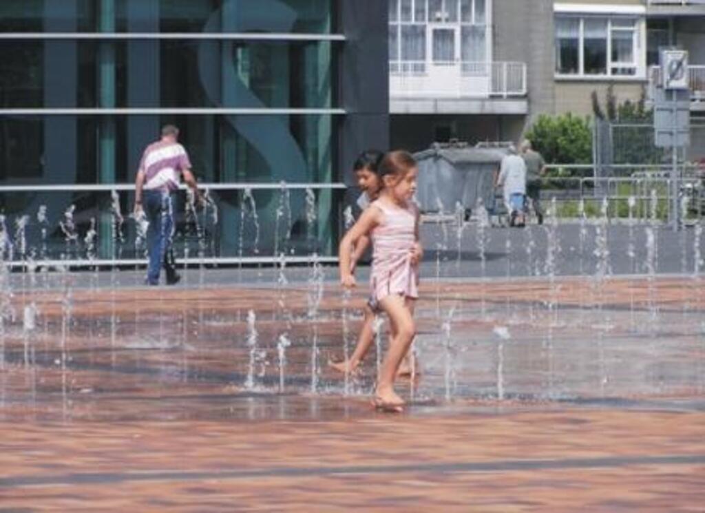 Fountains at the Cityhall square, Heerhugowaard 