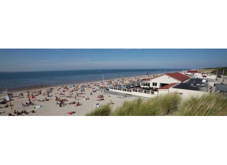 Rockanje beach (1 km), all the way to Oostvoorne, the Maasvlakte en the Haringvliet