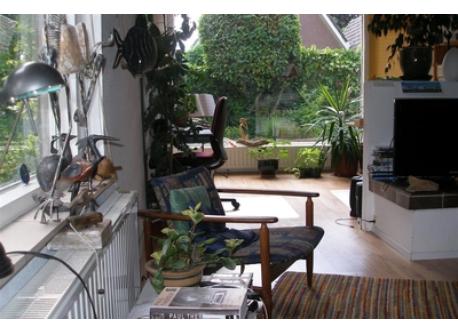 View to the back of the livingroom