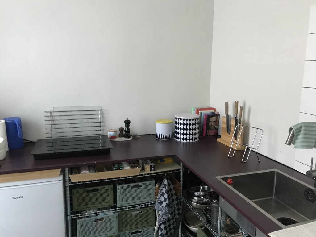 second bedroom / studio kitchinette