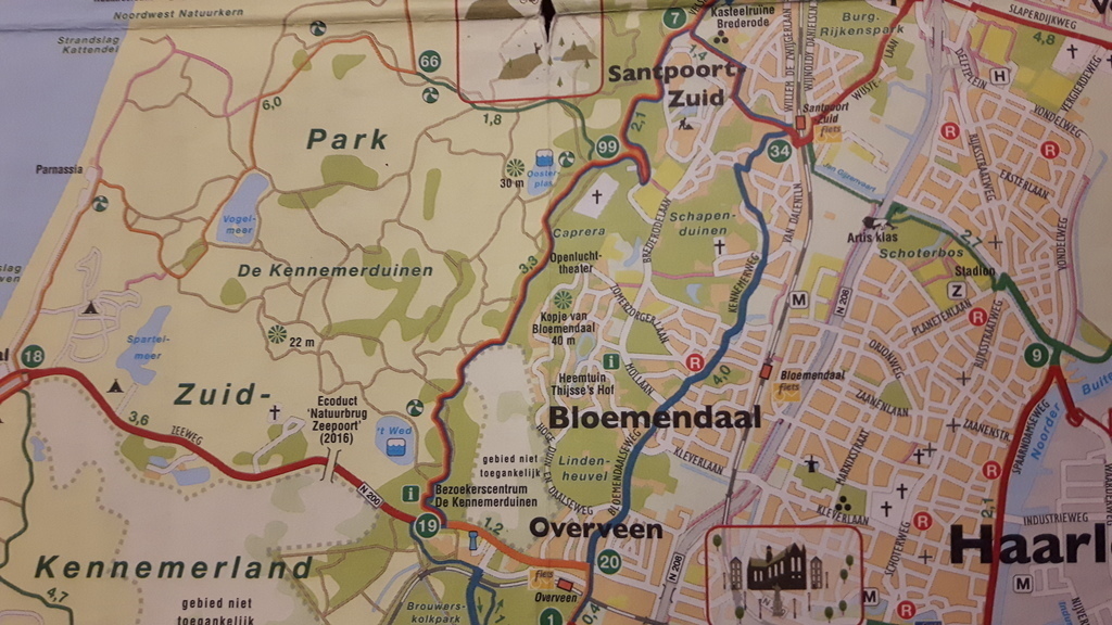 By bike or walking through the National Parc to the sea